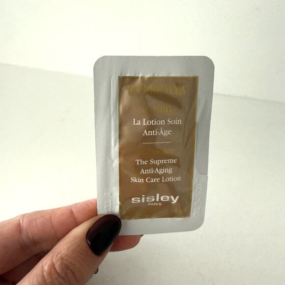 Sisley Luxury Skincare Sample Set - Picture 3 of 10